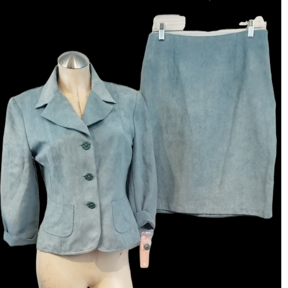 Dressbarn Size 6 Blue Skirt Suit Blazer Set
